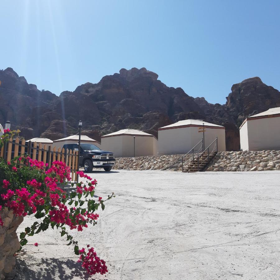 فندق The Rock Camp Petra وادي موسى المظهر الخارجي الصورة